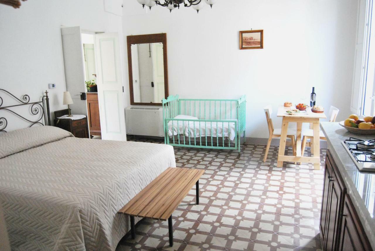 Df Bed And Breakfast Manduria Exterior foto